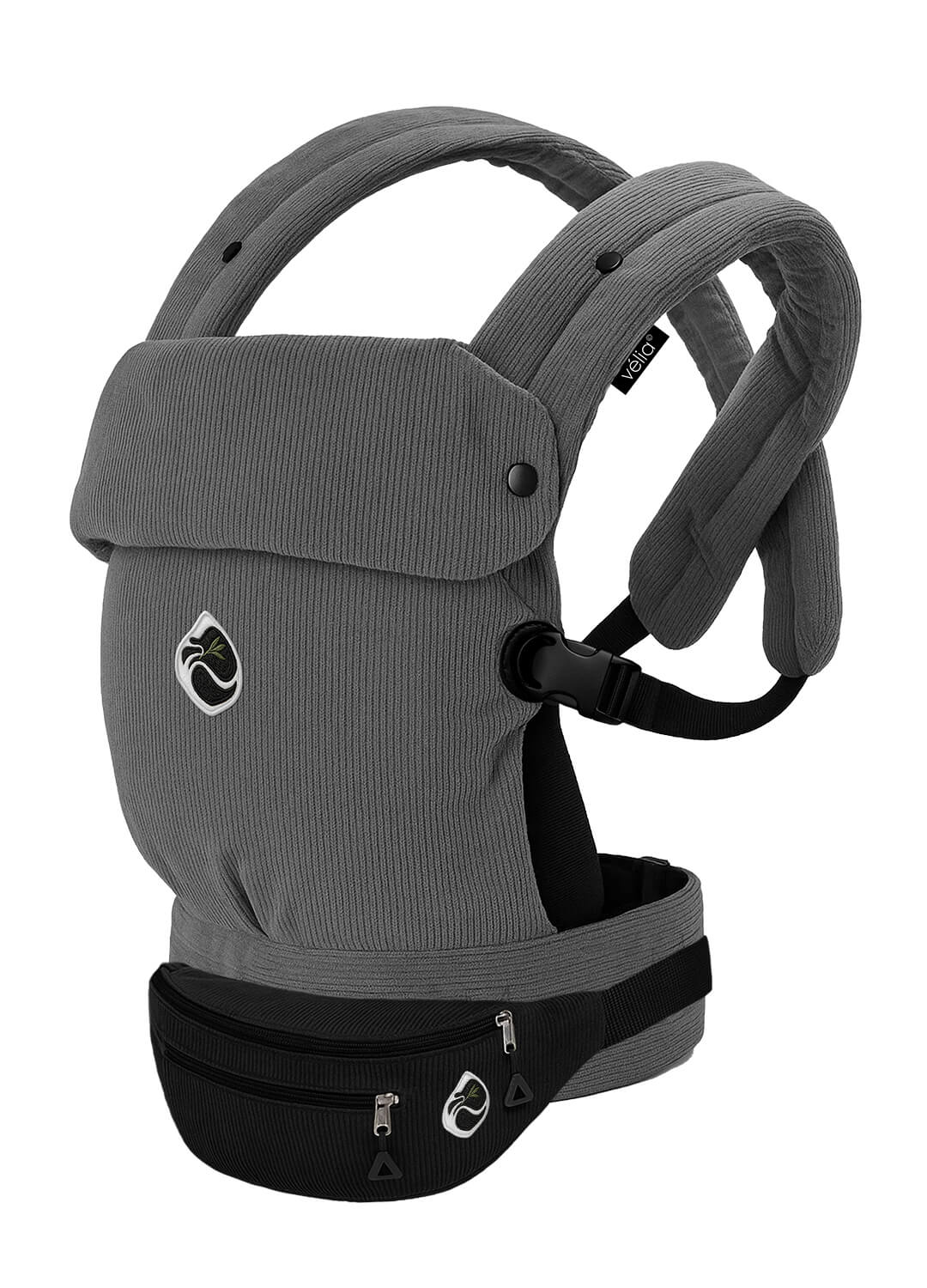 Velia Essenza Bag in Schwarz kombiniert mit der Nuvola Cord Babytrage in Gris Lune – moderner Kontrast aus tiefem Schwarz und grauem Cordstoff.